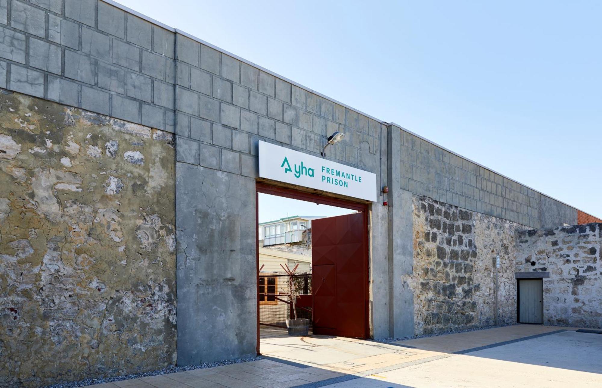 Yha Fremantle Prison Exterior foto